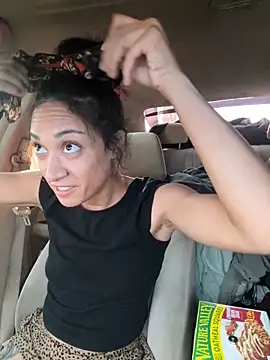 starrynikki online show from February 10, 2025, 11:45 pm