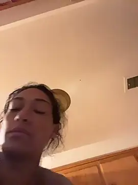 starrynikki online show from November 22, 2025, 2:38 pm