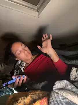 starrynikki online show from February 8, 2026, 11:02 am