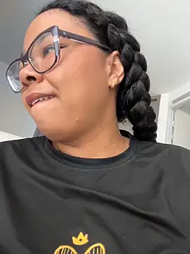 XMara online show from February 17, 2026, 3:29 pm