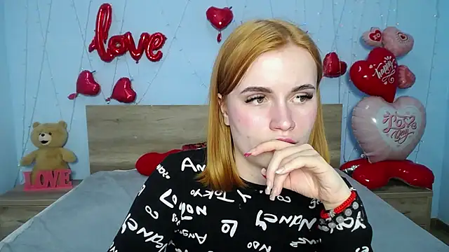 Snapshot of MargaritaKiss chatting on February 25, 2025, 11:33 pm MargaritaKiss online show from February 25, 2025, 11:33 pm