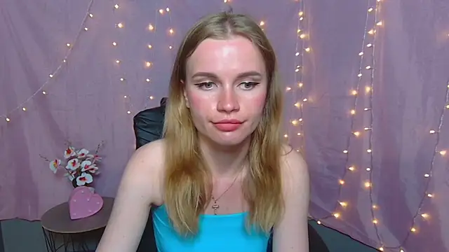Snapshot of MargaritaKiss chatting on May 19, 2026, 7:20 pm MargaritaKiss online show from May 19, 2026, 7:20 pm