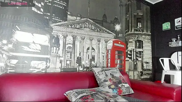 CloeRodriguez online show from February 13, 2026, 8:49 pm