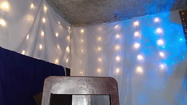 Marci owo online show from December 31, 2024, 9:17 pm