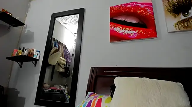 aleziiacam online show from December 24, 2024, 4:33 am