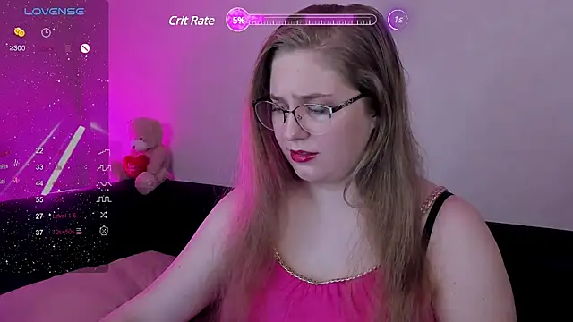 Megan Violer online show from February 14, 2025, 7:33 pm