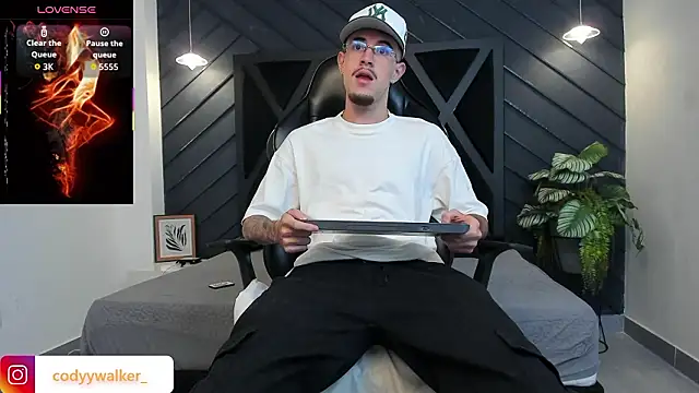 CodyWalkerR online show from February 4, 2026, 5:13 am