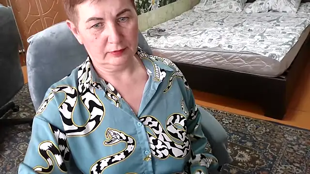 NicoleOlla online show from February 13, 2025, 8:59 am