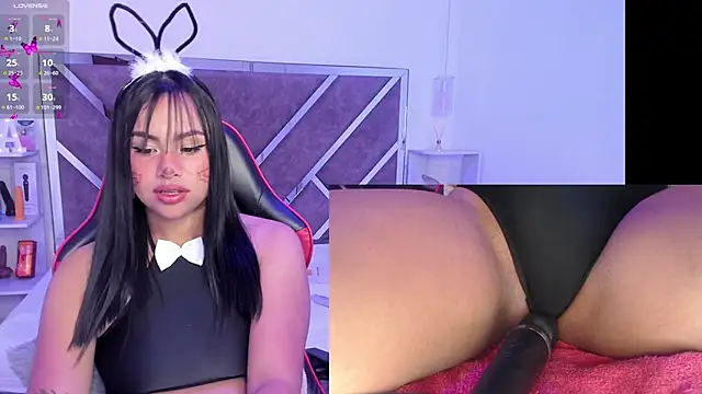 Snapshot of Alice_Roys chatting on March 11, 2025, 1:45 pm Alice Roys online show from March 11, 2025, 1:45 pm