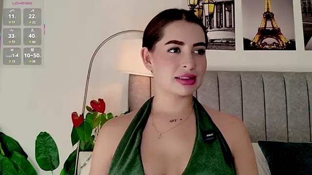 Snapshot of caralella chatting on April 28, 2026, 8:25 pm caralella online show from April 28, 2026, 8:25 pm
