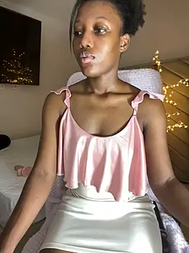 kellya  online show from March 23, 2026, 6:45 pm