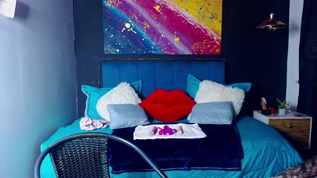 megan collins96 online show from February 27, 2025, 2:21 am