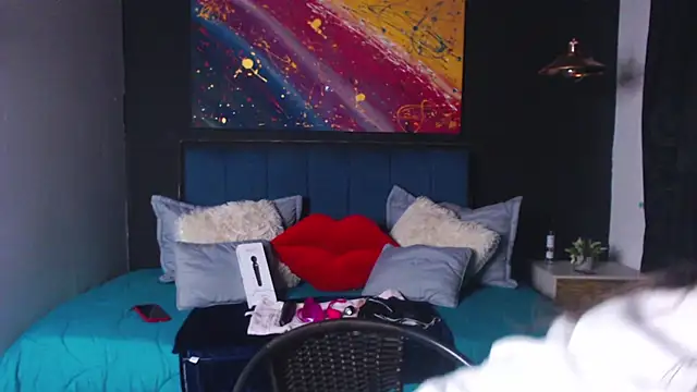 megan collins96 online show from March 4, 2025, 7:22 pm