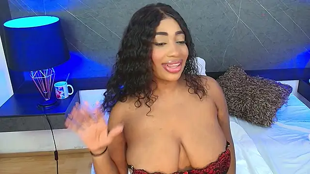 charlottebrowns  online show from January 31, 2025, 3:44 pm