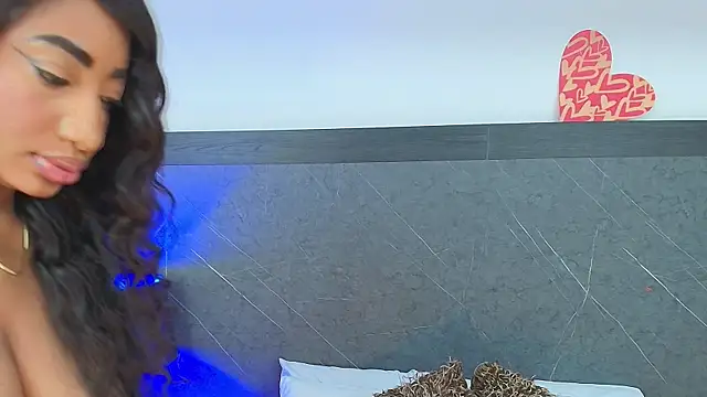 charlottebrowns  online show from February 28, 2025, 12:42 pm