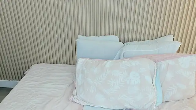 Snapshot of charlottebrowns_ chatting on May 31, 2026, 5:09 pm charlottebrowns online show from May 31, 2026, 5:09 pm