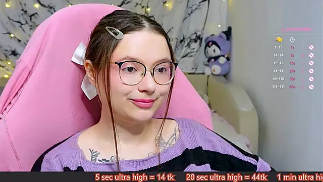 Snapshot of me__hanna chatting on February 4, 2025, 10:55 pm me  hanna online show from February 4, 2025, 10:55 pm