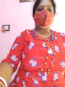 Snapshot of Kayra_34 chatting on February 10, 2026, 5:44 am Kayra 34 online show from February 10, 2026, 5:44 am