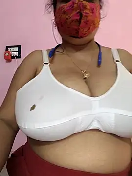 Snapshot of Kayra_34 chatting on February 17, 2026, 6:21 am Kayra 34 online show from February 17, 2026, 6:21 am