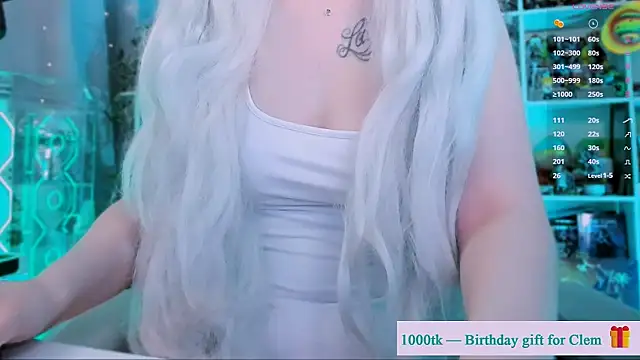 Snapshot of ohclementine chatting on July 30, 2026, 8:57 am ohclementine online show from July 30, 2026, 8:57 am
