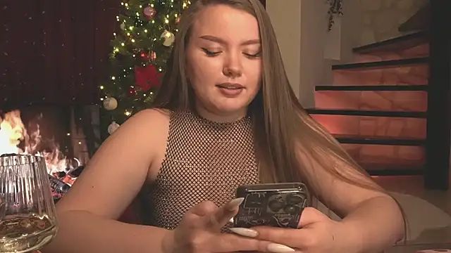 DaisyStacey online show from December 31, 2024, 11:06 pm