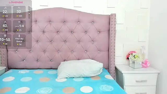 MonicaSchwartz online show from March 25, 2026, 3:40 pm