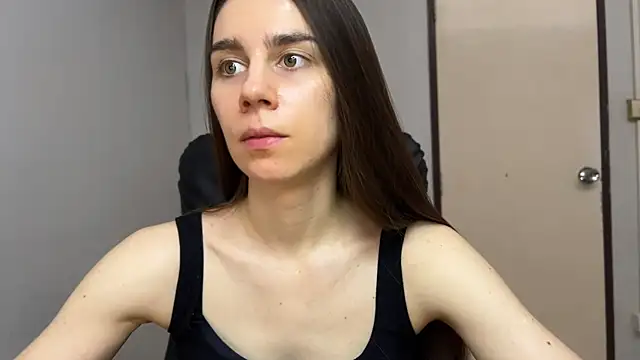 SassyJessi online show from March 15, 2026, 4:18 am