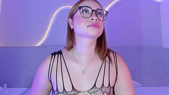 Snapshot of sophia_98 chatting on June 18, 2026, 7:40 pm sophia 98 online show from June 18, 2026, 7:40 pm