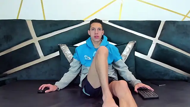 thiago19s online show from April 2, 2026, 8:06 pm