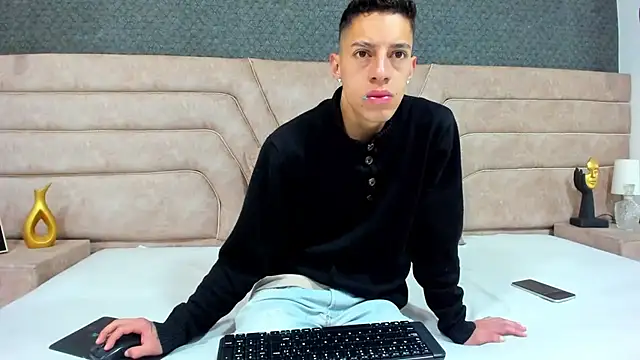 Snapshot of thiago19s chatting on June 16, 2026, 1:25 pm thiago19s online show from June 16, 2026, 1:25 pm