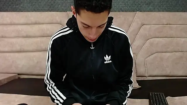 thiago19s online show from June 30, 2026, 1:12 pm
