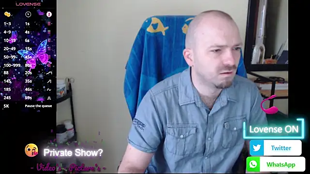 Snapshot of RealManHaveHairy chatting on April 9, 2026, 5:29 am RealManHaveHairy online show from April 9, 2026, 5:29 am