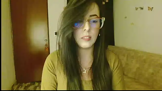 Snapshot of ella_peck chatting on April 23, 2026, 5:30 am ella peck online show from April 23, 2026, 5:30 am