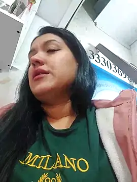 Sophie-hatter online show from March 20, 2025, 2:42 pm