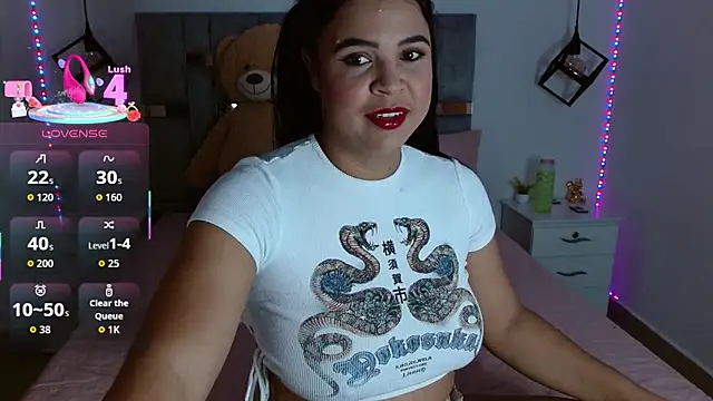 Snapshot of sofia_burman chatting on January 19, 2026, 12:14 am sofia burman online show from January 19, 2026, 12:14 am