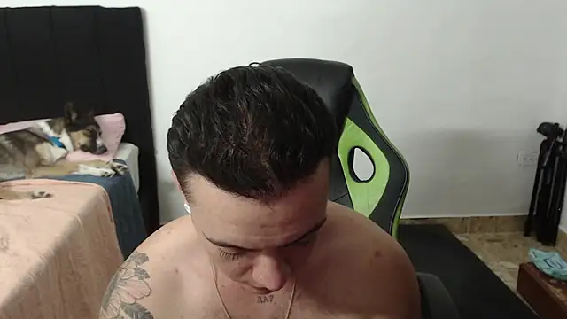 Snapshot of male_pussy chatting on April 30, 2026, 2:29 am male pussy online show from April 30, 2026, 2:29 am