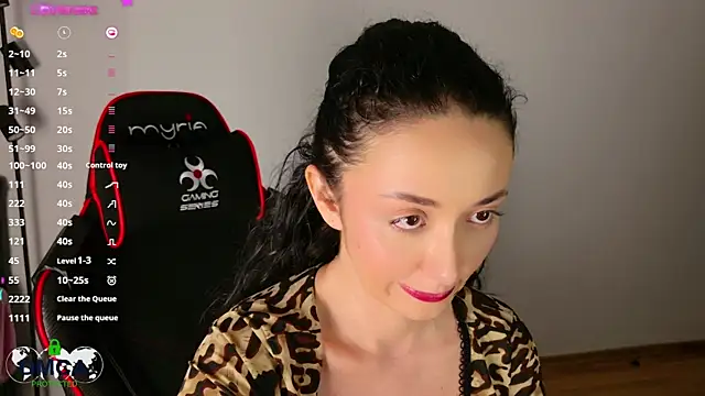 Snapshot of KatherineRyder chatting on January 8, 2025, 4:22 pm KatherineRyder online show from January 8, 2025, 4:22 pm