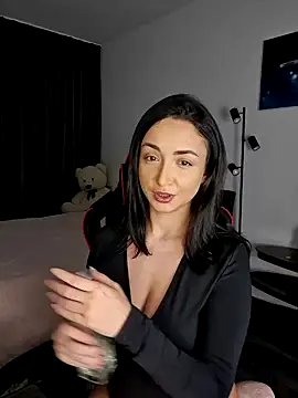 Snapshot of KatherineRyder chatting on January 17, 2025, 4:04 pm KatherineRyder online show from January 17, 2025, 4:04 pm