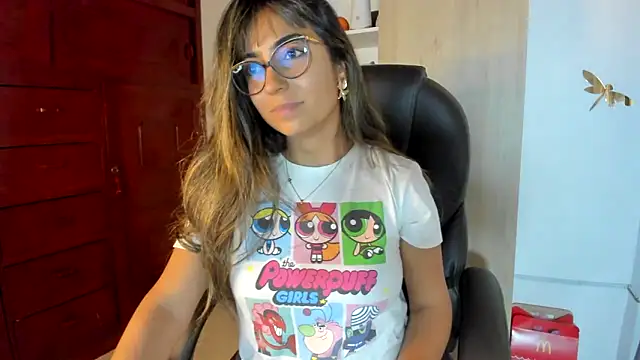 Isabellaa22 1 online show from March 25, 2026, 2:06 am