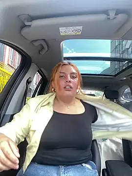 Snapshot of Fieryfenixx chatting on December 20, 2024, 7:39 pm Fieryfenixx online show from December 20, 2024, 7:39 pm