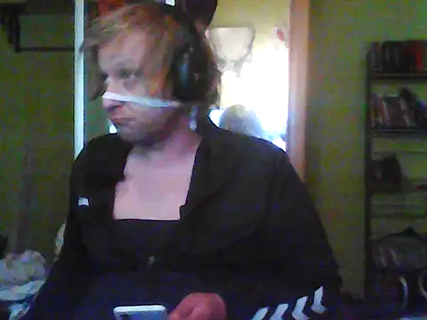 Snapshot of Family666Zombie chatting on July 18, 2026, 2:38 am Family666Zombie online show from July 18, 2026, 2:38 am