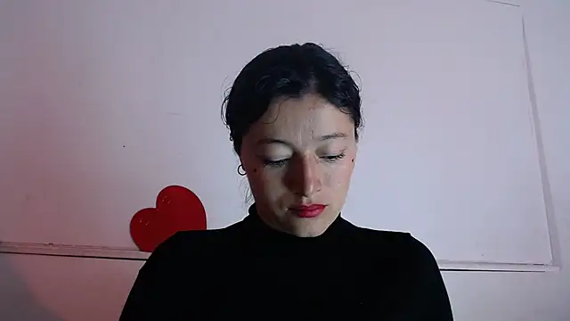 lunazulsj online show from March 15, 2025, 12:13 pm