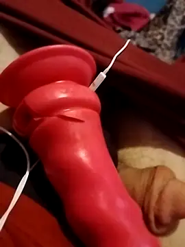 SolitaryMisfit8 online show from September 21, 2025, 10:11 pm