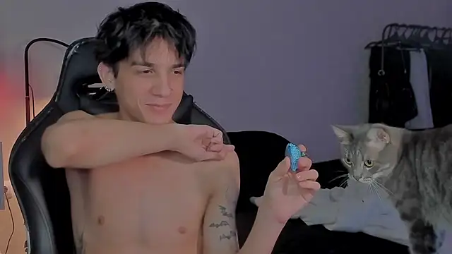 Snapshot of MarkBrowniii chatting on January 30, 2025, 11:13 pm MarkBrowniii online show from January 30, 2025, 11:13 pm