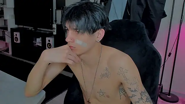 MarkBrowniii online show from April 4, 2026, 4:48 pm