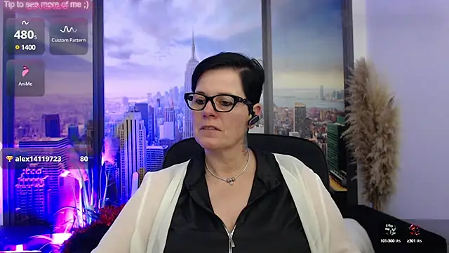 ninarandmann online show from December 13, 2024, 5:10 pm