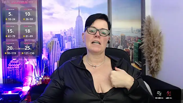 ninarandmann online show from December 17, 2024, 4:43 pm