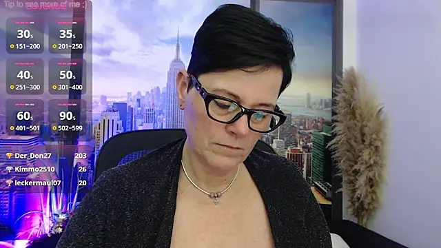 ninarandmann online show from January 9, 2025, 6:57 pm