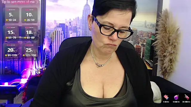 ninarandmann online show from January 20, 2025, 5:59 pm