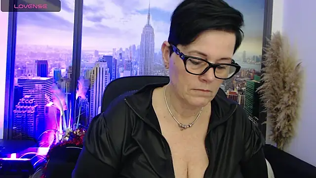 ninarandmann online show from January 26, 2025, 5:44 pm